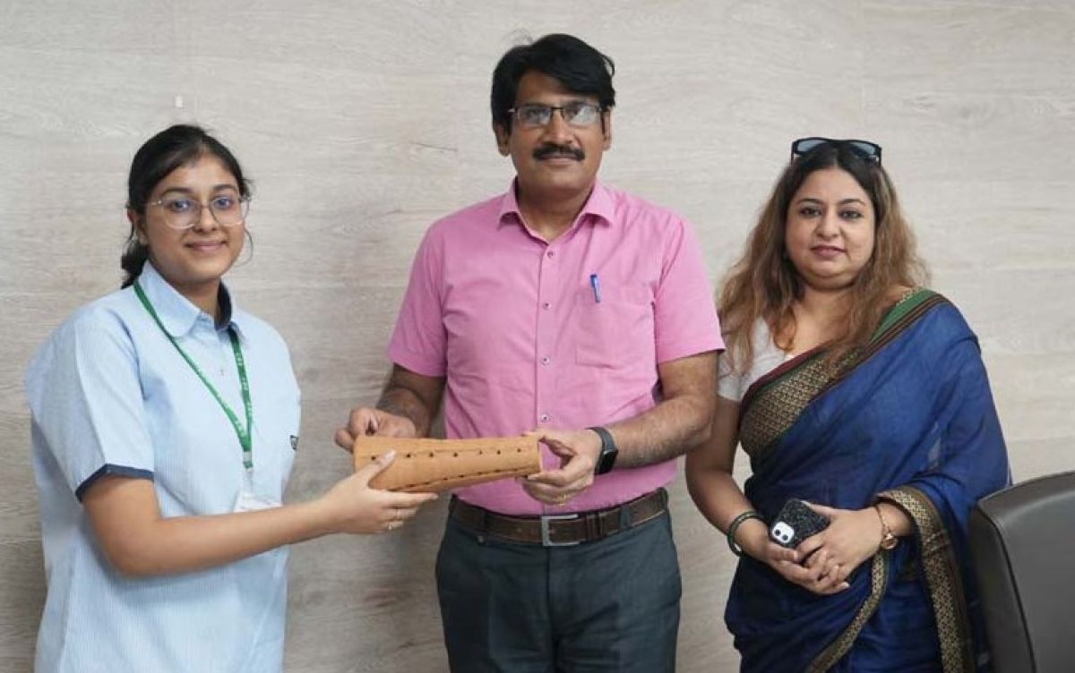 Pavani Agarwal of CMS honoured for  Innovative Environmental Project SHEETAL